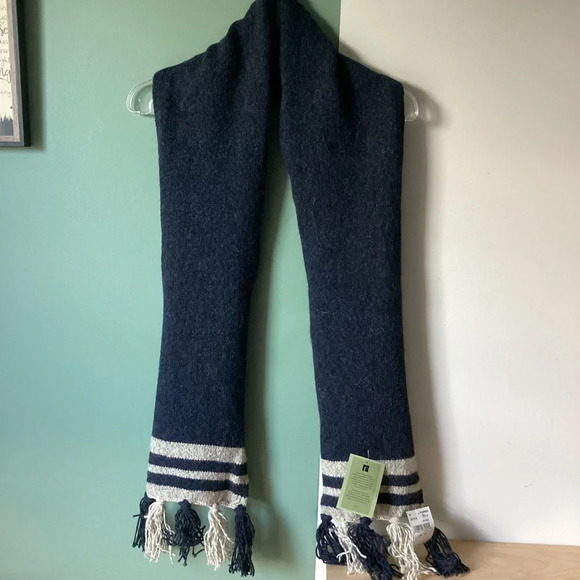 Fownes wool blend scarf - Picture 6 of 6